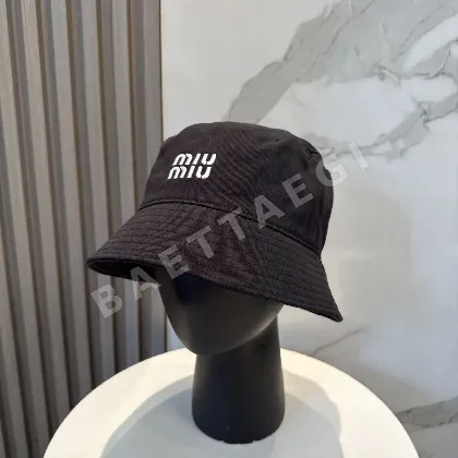 미우미우 자수 버킷햇 모자 118853