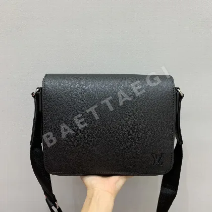 루이비통 라이코 메신저백 M30850