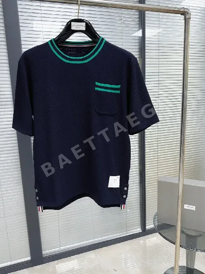 톰브라운 아이스 실크 크루넥 반팔 티셔츠 50634