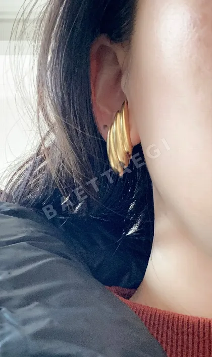 생로랑 빈티지 미니멀리스트 레트로 클립 귀걸이 65701