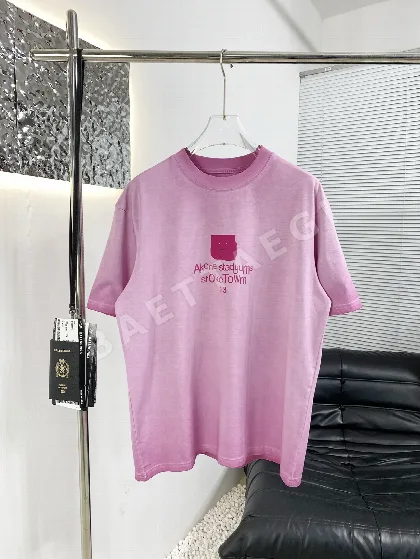 아크네스튜디오 데미지 가공 남성 반팔 티셔츠 85827