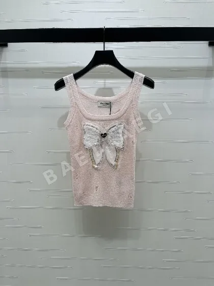 미우미우 여성 반팔 97229