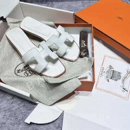에르메스 클래식 오란 슬리퍼 95006