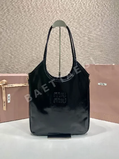 미우미우 토트백 5BG311