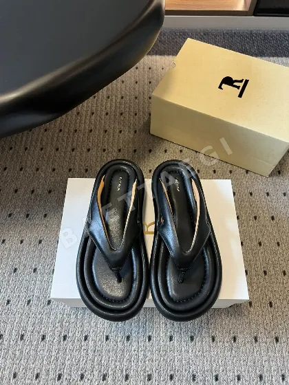 더로우 소프트솔 램스킨 비치 샌들 75584