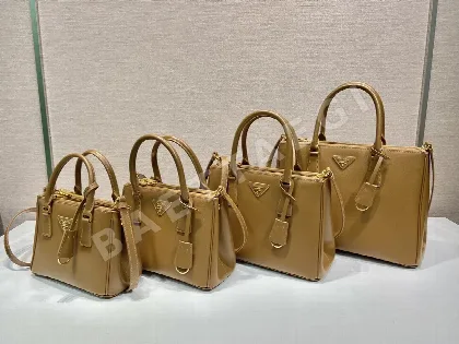 프라다 카라멜 가죽 가방 4종 188875
