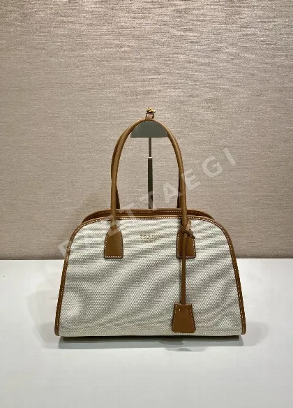 프라다 가죽 린넨 혼방 오버사이즈 토트백 1BG572 67143