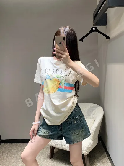 구찌 레몬래빗 프린트 크루넥 반팔 티셔츠 88102