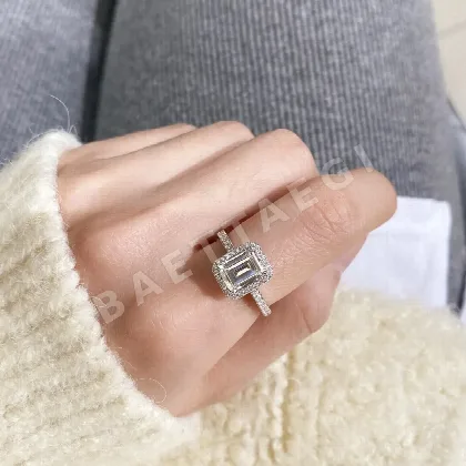 티파니 에메랄드컷 반지 71044