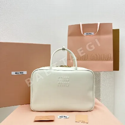미우미우 가방 68051