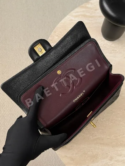 샤넬 블랙 금장 가방 33598