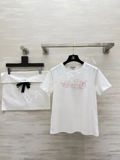 샤넬 핑크 화이트 자수 여성 반팔 티셔츠 129649
