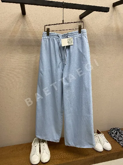 로에베 아나그램 자수 데님 바지 143231