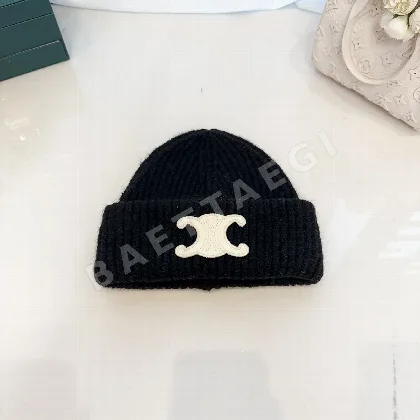 셀린느 양면 니트 모자 83454