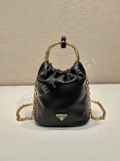 프라다 램스킨 버킷백 1BC227