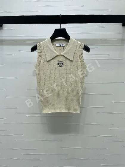 로에베 케이블 니트 카라 반팔 여성 티셔츠 96853