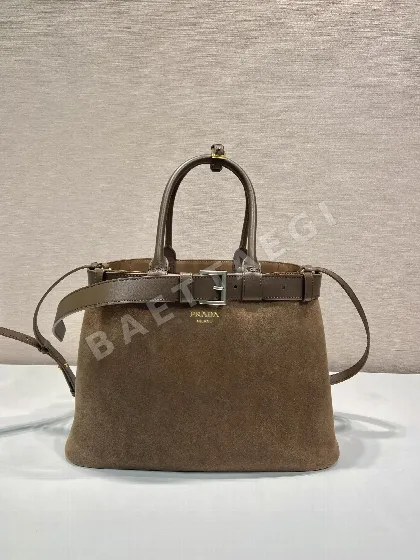 프라다 가방 1BA416 67701
