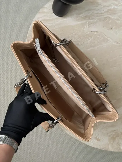 샤넬 은장 가죽 가방 33351