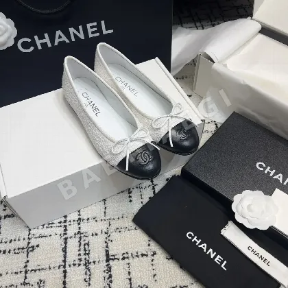 샤넬 리본 클래식 플랫 슈즈 94682