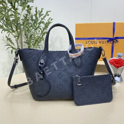 루이비통 블라썸 스몰 핸드백 M21848 110157