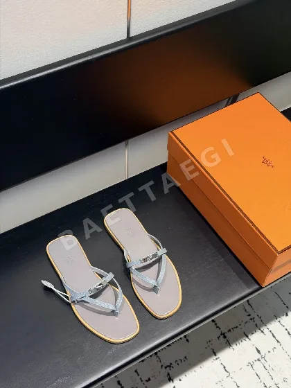 에르메스 미스 샌들 105002