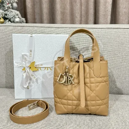 디올 다이아몬드 패턴 송아지가죽 숄더백 16883