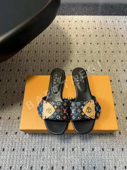 루이비통 신발 75758