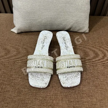 디올 자수 캔버스 라운드힐 샌들 141768