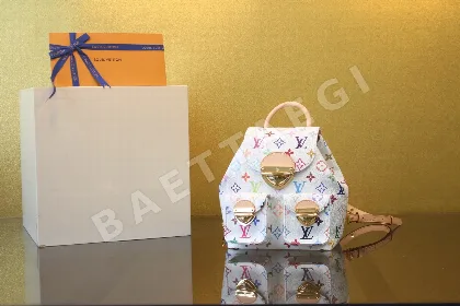 루이비통 모노그램 코팅 캔버스 백팩 M13081