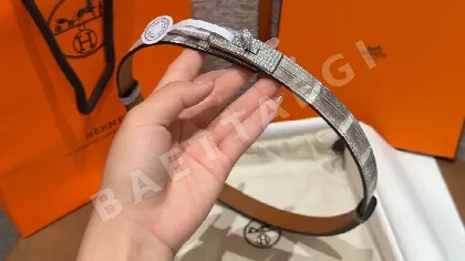 에르메스 켈리 18 다이아몬드 장식 크로커다일 벨트 176730