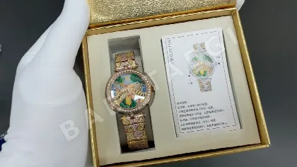 반클리프 포에틱 컴플리케이션 러버스 브릿지 쿼츠 여성 시계 44970