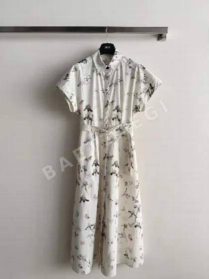 디올 라펠 카라 나비 플라워 반팔 원피스 135457