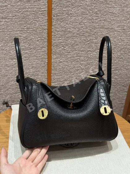 에르메스 린디 26 악어가죽 가방 146176