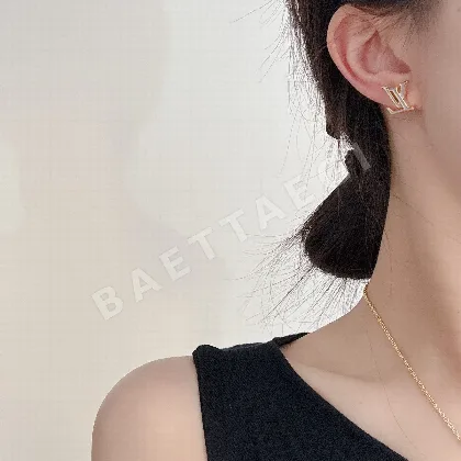 루이비통 귀걸이 64118