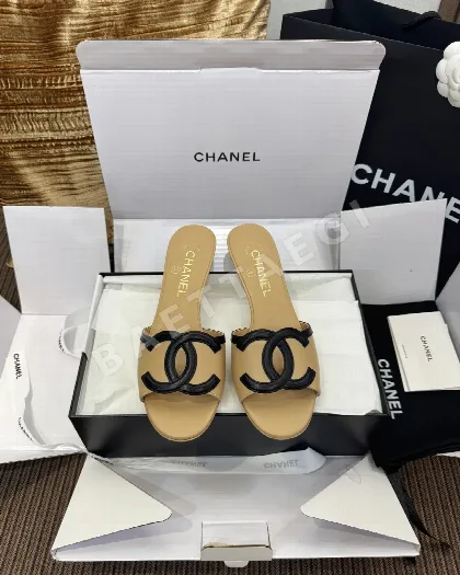 샤넬 26S 키튼힐 더블 C 샌들 55147