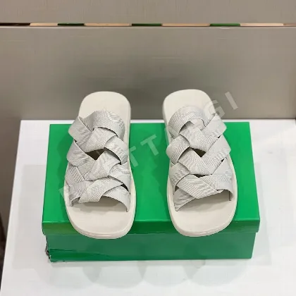 보테가베네타 뉴우븐 남성 슬리퍼 152447