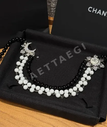 샤넬 달과 태양 참 장식 멀티스트랜드 벨트 58679