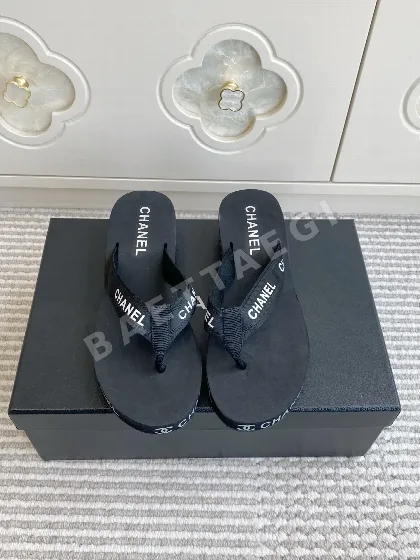 샤넬 비치 웨지 플랫폼 플립플롭 42075