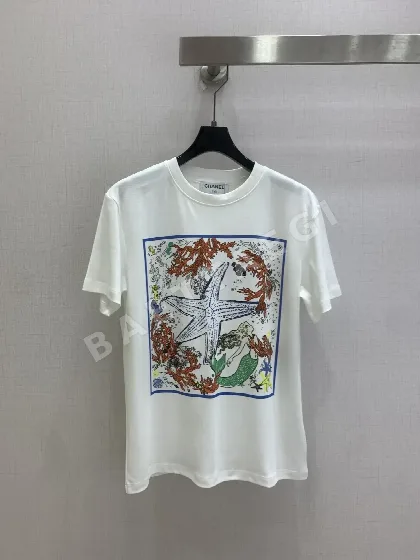 샤넬 클래식 크루넥 반팔 티셔츠 103846