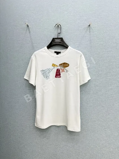 루이비통 여성 반팔 티셔츠 97151
