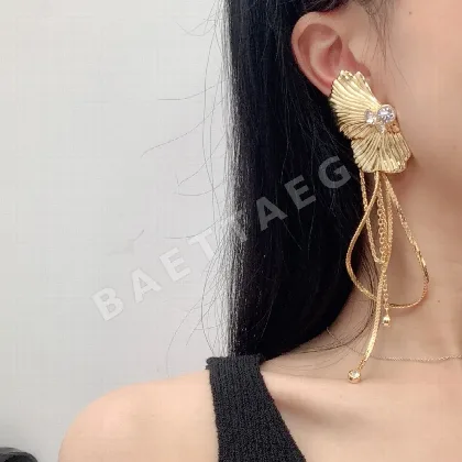 생로랑 빈티지 황동 귀걸이 65478