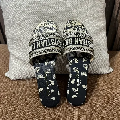 디올 자수 캔버스 샌들 141790