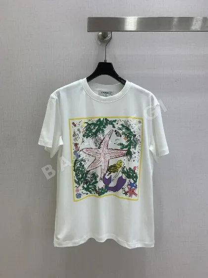 샤넬 클래식 크루넥 반팔 티셔츠 103847