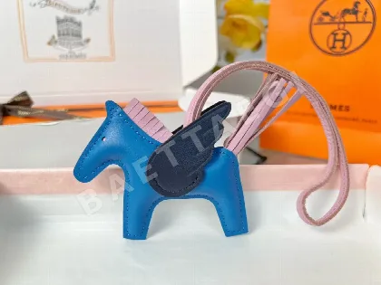 에르메스 페가수스 램스킨 키링 124372