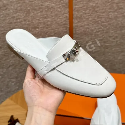 에르메스 오즈 뮬 8537