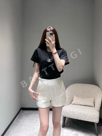 샤넬 CC 비즈 장식 크루넥 반팔 티셔츠