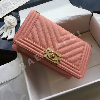 샤넬 캐비어 페탈 클래식 V 핸드백 35055