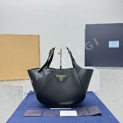 프라다 가죽 토트백 숄더백 136592