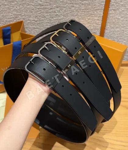 루이비통 라이트포누프 35mm 가죽 벨트 176766