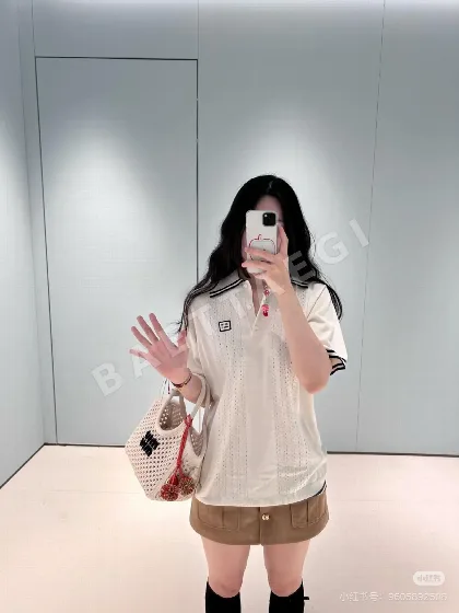 미우미우 크로셰 카라 반팔 니트 탑